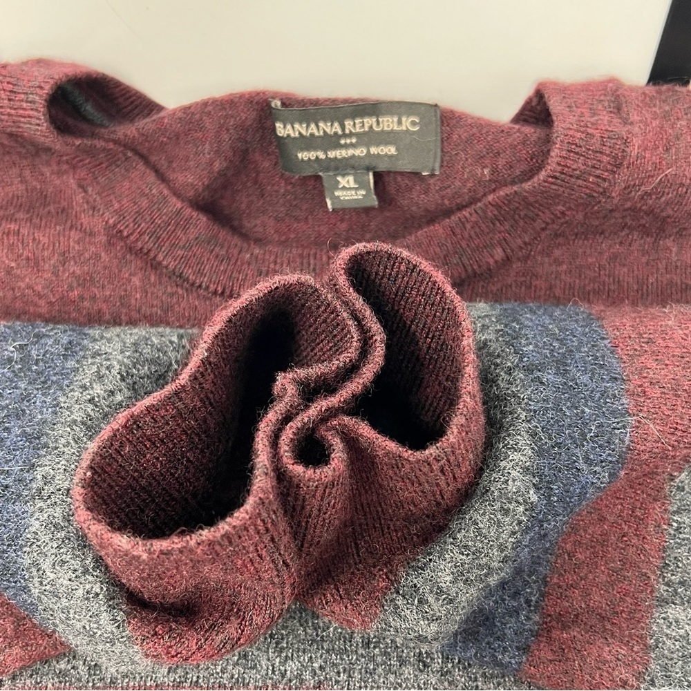 Y2K Banana Republic Merino Wool Burgundy Gray Stripped Crew Neck Sweater Size XL - Picture 11 of 12